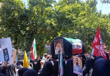 پیمانِ دوباره‌ی نسلِ نو با آرمان‌های انقلاب در غوغای وداع