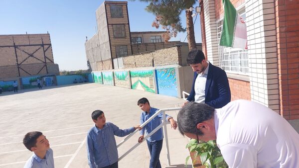 مدرسه نمونه مرحوم طاووسی خلیل آباد رنگ و بوی ریاضی گرفت