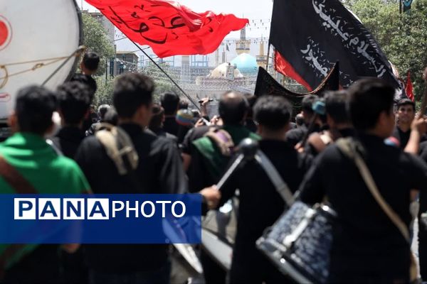 عزاداری ظهر عاشورا در مشهد 