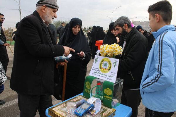 شادپیمایی خانوادگی جشن نیمه شعبان در قم
