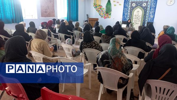 جلسه آموزش خانواده در دبستان لطیفه 