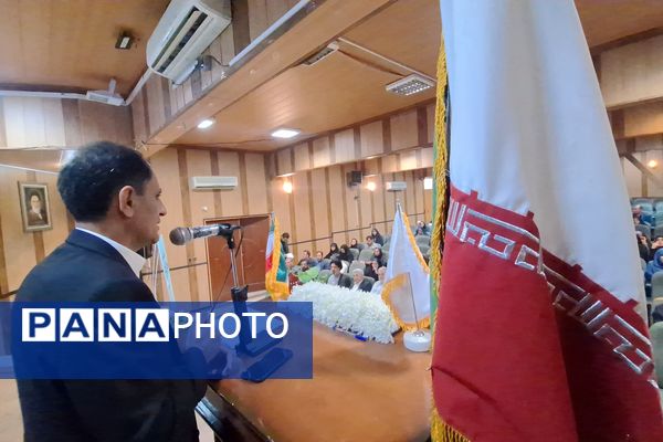 تجلیل از مقام‌آوران جشنواره تجارب برتر تربیتی 