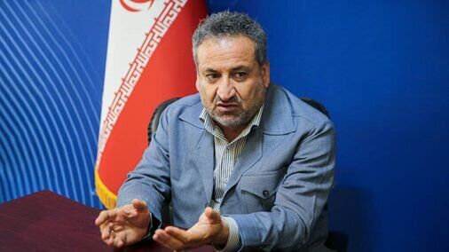 نیروهای مسلح با حضور مردم در میدان می‌توانند پیروزی‌های بزرگی برای ملت رقم بزنند