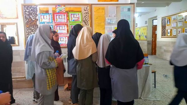 آزمون ورود به دبیرستان هیات امنایی مصلی نژاد در دبیرستان نورالهدی