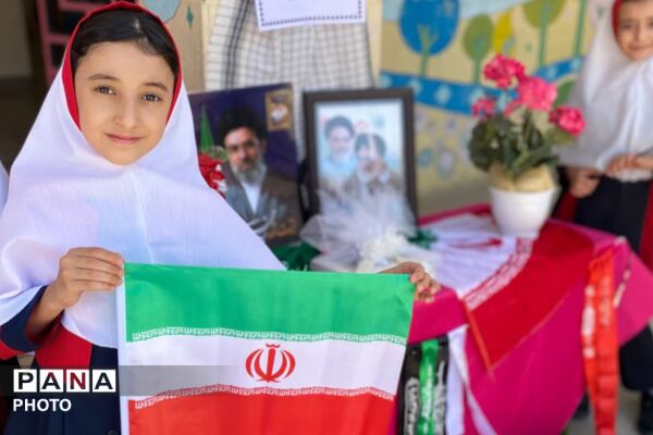 برپایی ایستگاه سلامت و انتخاب سفیران سلامت مدرسه رضوان شهرستان رباط‌کریم