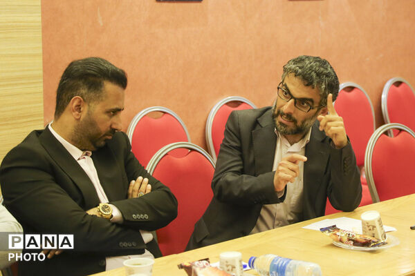 نخستین نشست شورای اطلاع‌رسانی فارس در سال ۱۴۰۵