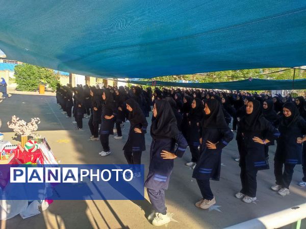 یک روز شاد در دبیرستان امام خامنه‌ای با المپیاد ورزشی درون مدرسه‌ای 