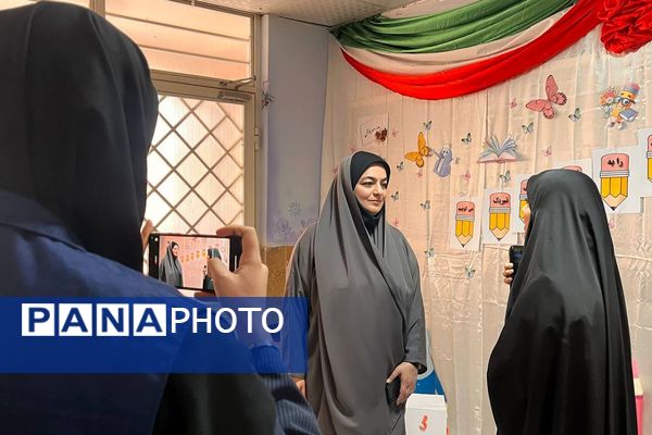 جشن شکوفه‌ها در مدارس بهارستان‌دو؛ آغاز سفری تازه برای کلاس اولی‌ها