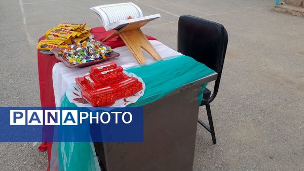 جشن دهه فجر و نیمه شعبان در دبیرستان سبحان و مائده شلیل