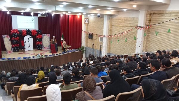  همایش تجلیل از نخبگان کنکور شهرستان اسکو 