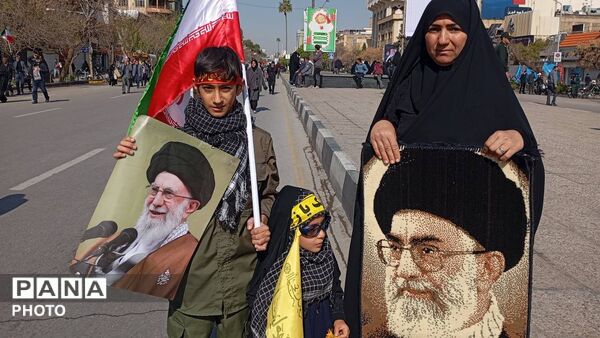 وداع با شهدای مدافع اقتدار وطن در شیراز