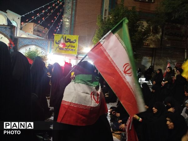 هم‌دردی مردم کرج با مردم جنوب ایران  در صدو سی ونهمین شب از اجتماعات