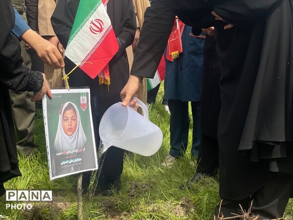 پویش ملی کاشت نهال امید در شهرستان رامیان