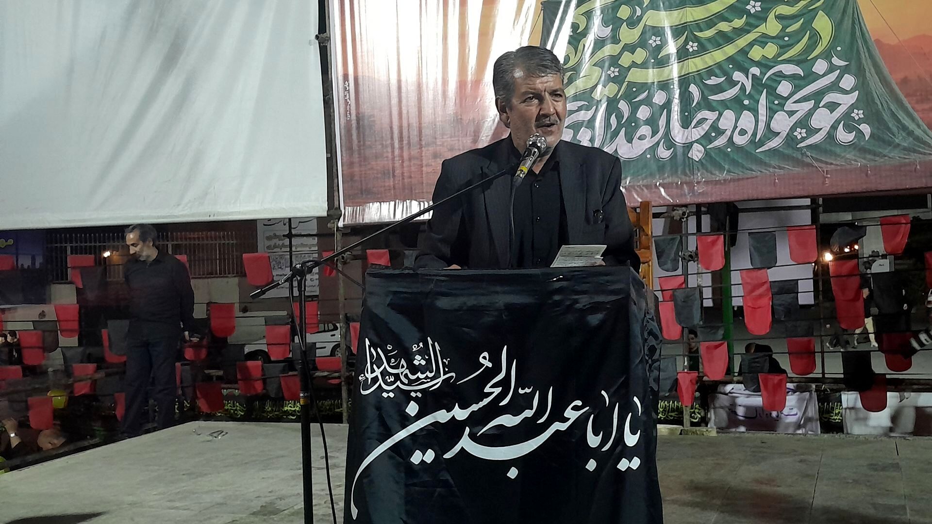 خروش شبانه ملت علیه استکبار در میعادگاه عاشورایی