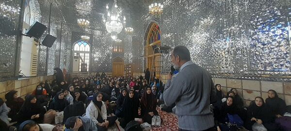 اعزام دانش‌آموزان ناحیه چهار کرج به اردوی راهیان نور