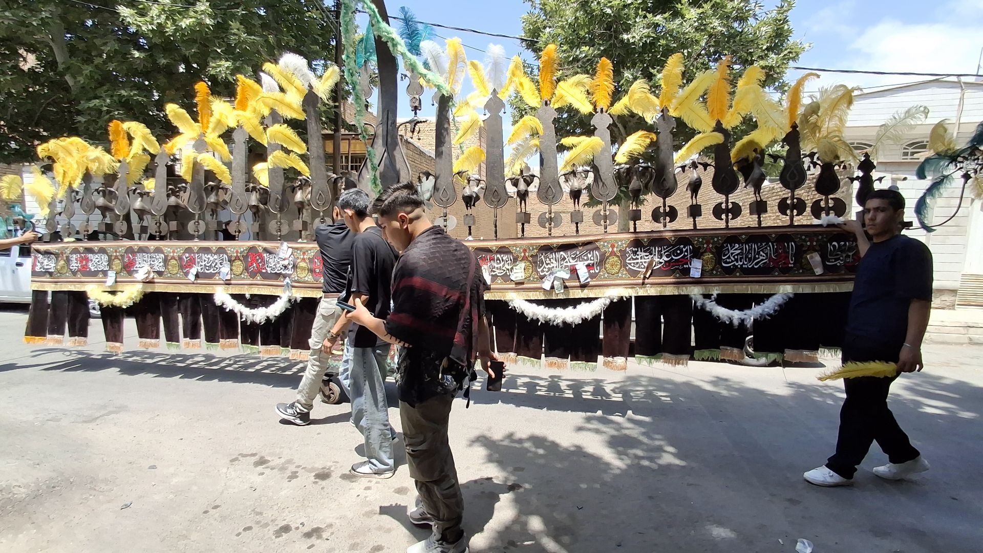 راهپیمایی صبح تاسوعا با حضور هیئت ابوالفضلیون رسالت 