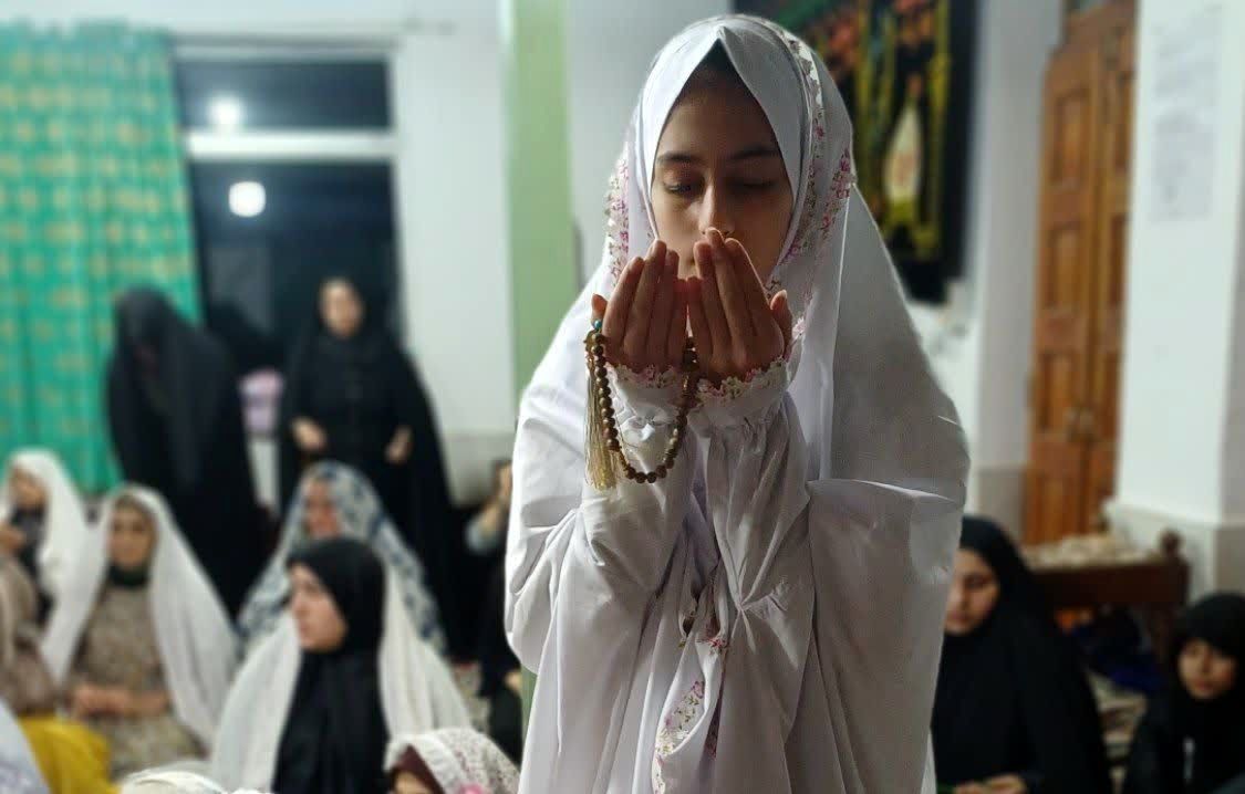 دختران آسمانی در خلوت عاشقانه مسجد