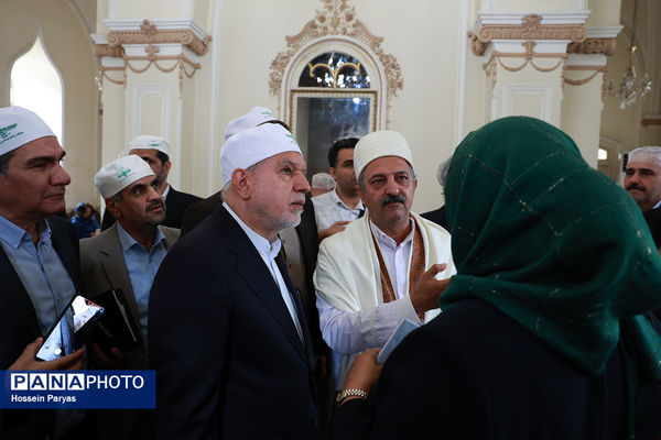 بازدید وزیر میراث فرهنگی، گردشگری و صنایع‌دستی‌ از نیایشگاه آدُریان