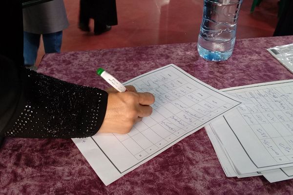 نمایشگاه لباس فرم دانش‌آموزی منطقه کهریزک 