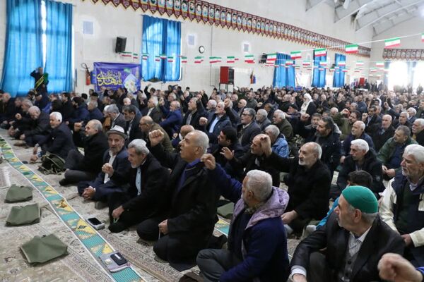 آیین عبادی - سیاسی نماز جمعه محمدشهر کرج