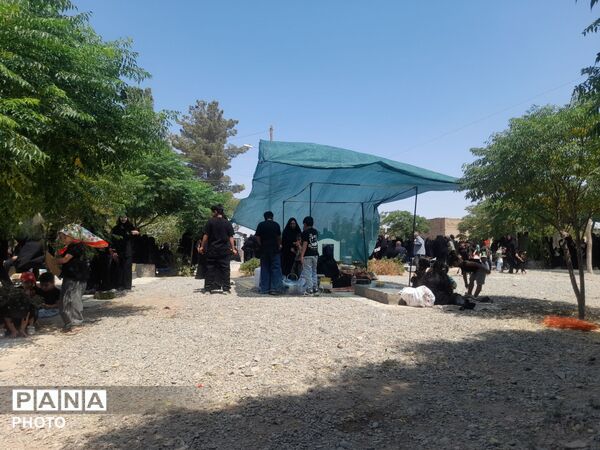 مراسم روز عاشورا در روستای عظیم اباد 