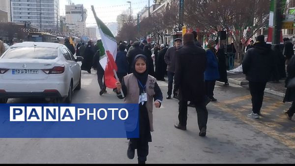 خروش مردم مشهدی در یوم الله ۲۲ بهمن