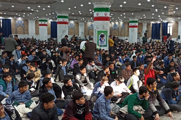 جشن تکلیف دانش‌آموزان پسر منطقه کهریزک 