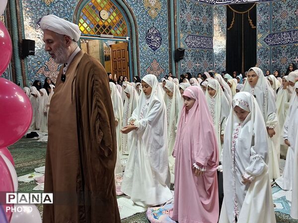 آغاز فصل تازه‌ای از بندگی برای دختران در جشن تکلیف