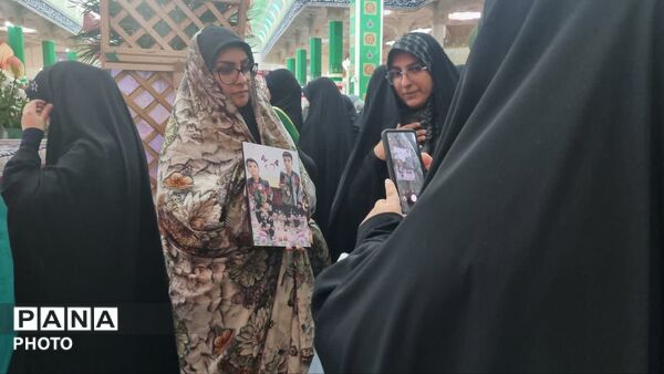 همایش دختران ایران در حرم بانوی کرامت
