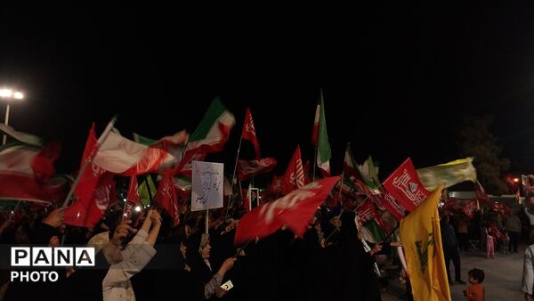 حضور مستمر و پرشور مردم ولایی بیرجند در اجتماعات شبانه
