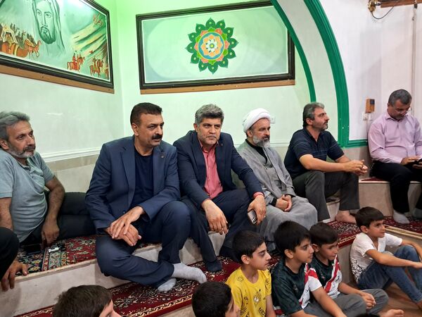 محفل انس با قرآن کریم در زورخانه باب‌الحوائج قائمشهر