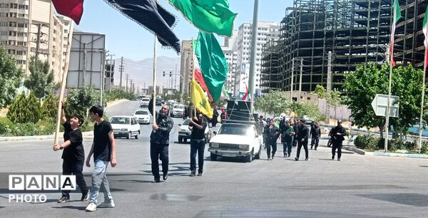 دسته عزاداری شهدای  ایران خودرو در ظهر عاشورا