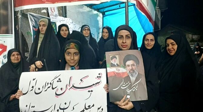 معلم؛ فانوس امید در روزهای سخت