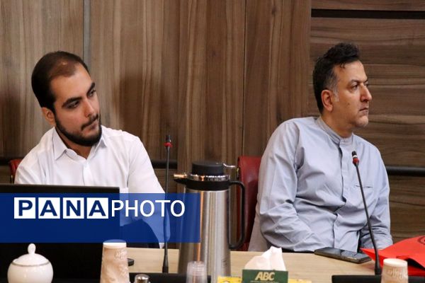 نشست صمیمی فعالین رسانه ای دانش‌آموزان با مدیرعامل خبرگزاری پانا