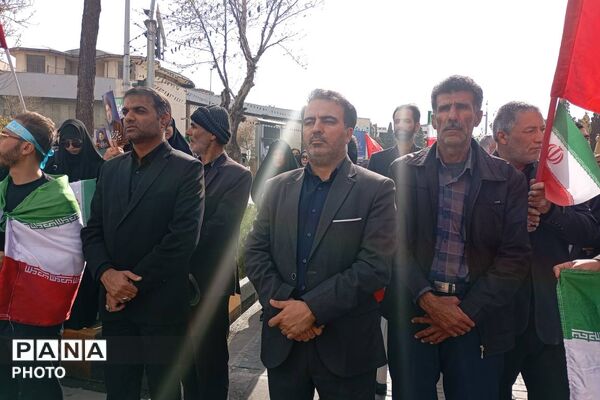 بیعت فرهنگیان شیراز با آیت‌الله سید مجتبی خامنه‌ای