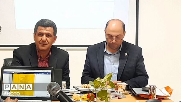  نشست مدیران پژوهش‌سراهای استان  البرز  به میزبانی پژوهش‌سرای دانش‌آموزی خوارزمی ناحیه ۳ کرج
