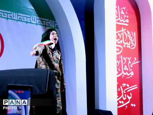 میدان انقلاب؛ جغرافیای همدلی در سایه سار نام میهن