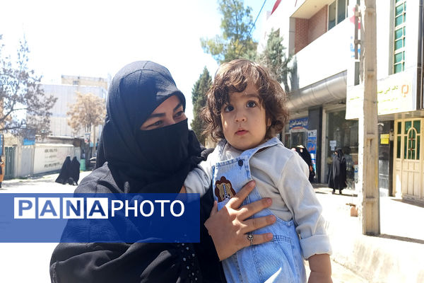 اقامه آخرین نماز جمعه ماه مبارک رمضان با حضور چشمگیر مردم یاسوج