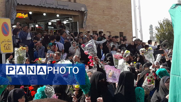 حرکت کاروان نمادین ورود حضرت معصومه(س) به قم