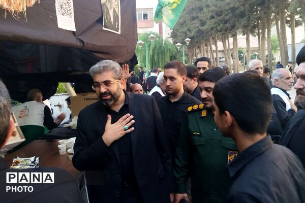 دانشگاه آزاد شهرقدس؛ مأمن زائران اردبیلی در مسیر وداع با رهبر شهید