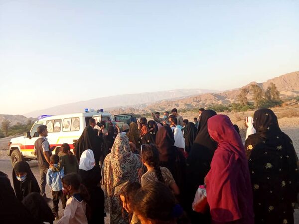 ورود پیکر شهید گمنام به روستای لاور 