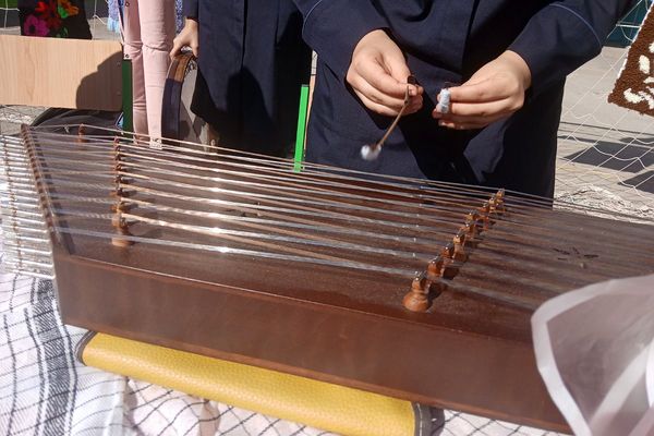 بازارچه کارآفرینی در دبیرستان حجاب