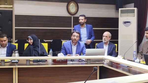 نشست هم‌اندیشی اساتید قرآنی با مسئولان وزارت آموزش و پرورش در تبریز