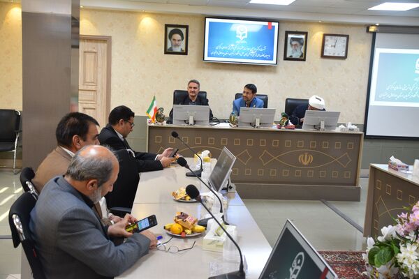 نشست معاونت فرهنگی و تربیتی دانشگاه فرهنگیان کشور با فرهنگیان استان چهارمحال و بختیاری 