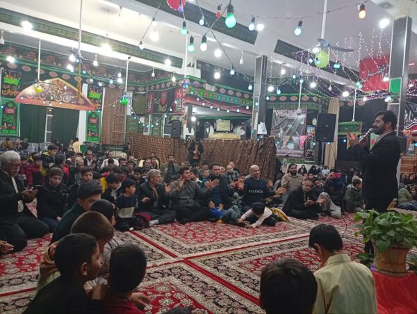 تکیه حسینی غرق در شادی علوی