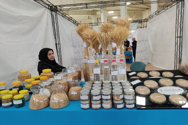 بیست و ششمین نمایشگاه دستاوردهای پژوهشی استان اردبیل 
