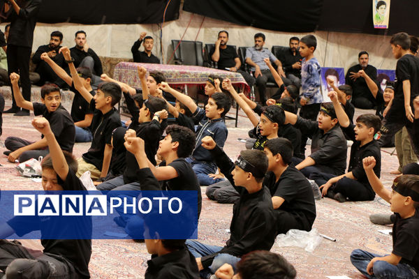 سوگواره «احلی من العسل» در قم-1