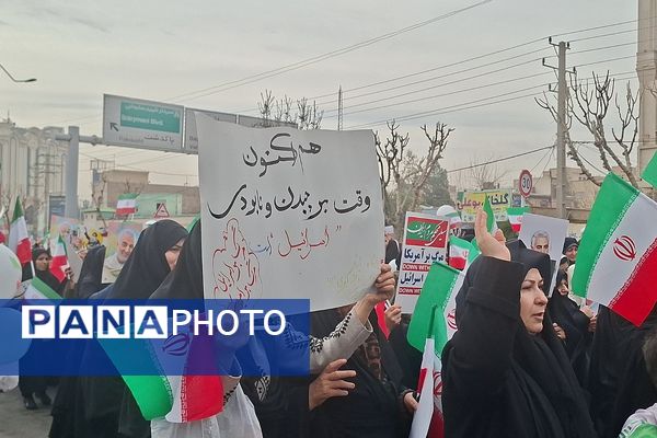 ۲۲ بهمن، میعادگاه حضور آگاهانه مردم قرچک در صحنه