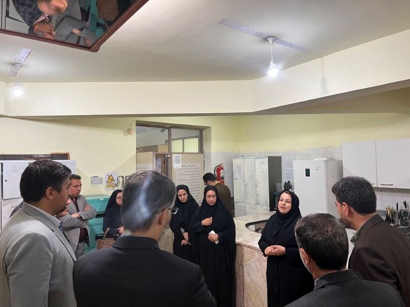 بازدید مدیر کل دفتر فنی و حرفه‌ای و کار دانش وزارت آموزش و پرورش از شهرستان سملقان