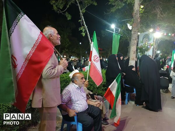 موج حماسه مشهدیان در بلوار احمد آباد 